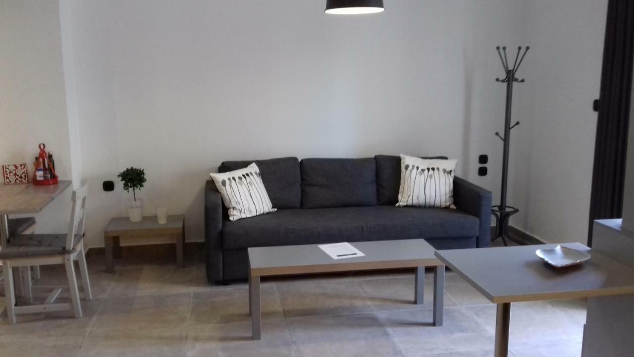 Milva Apartments Cos Exterior foto