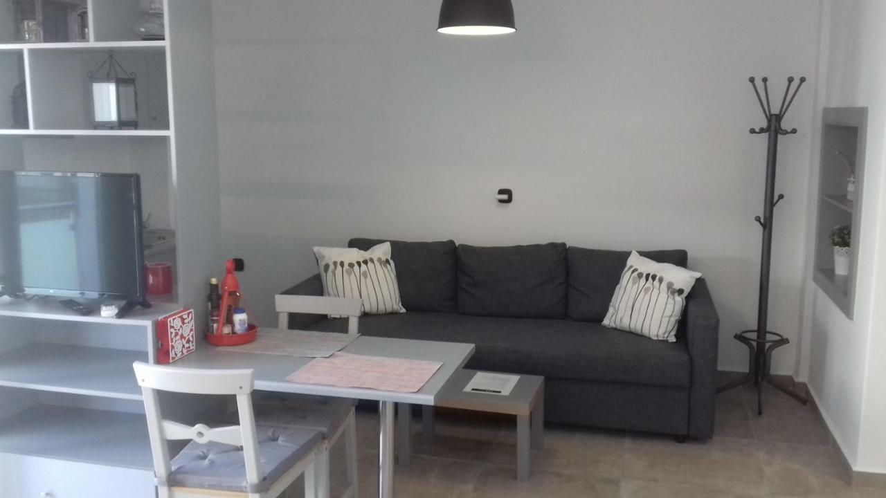 Milva Apartments Cos Exterior foto